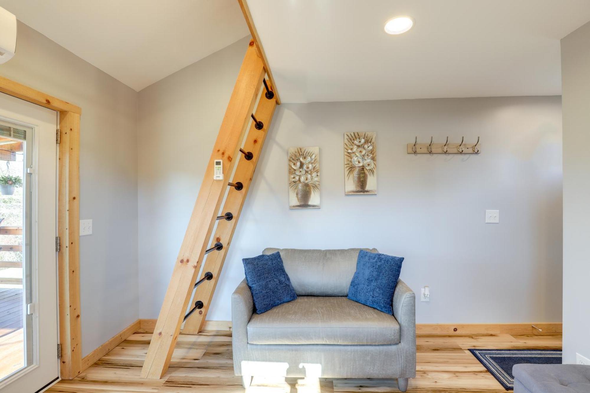 Marshall Studio With Loft, Hot Tub And Views! Bagian luar foto