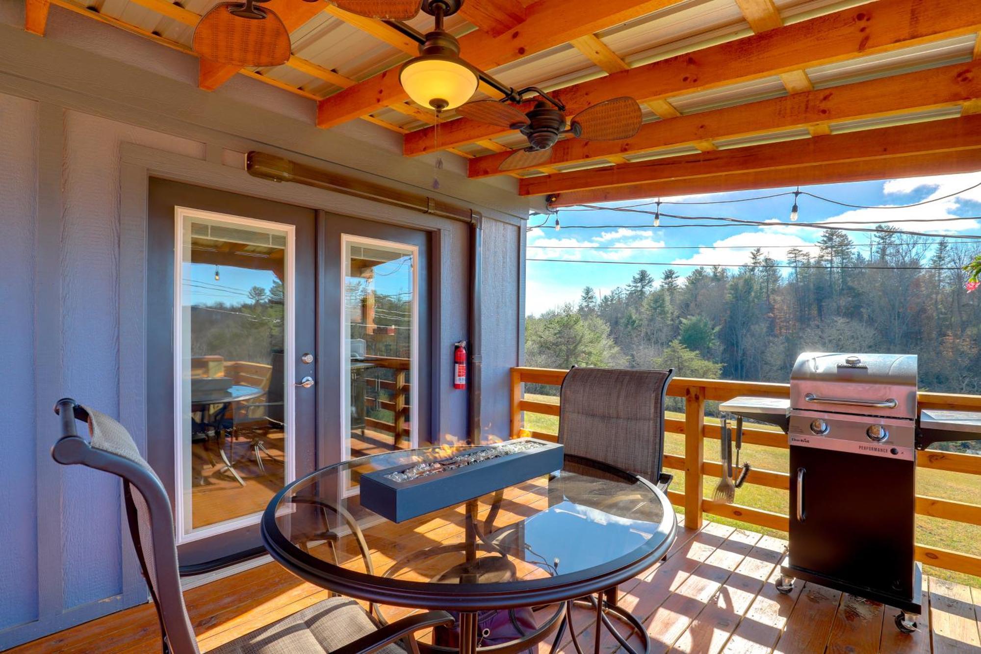 Marshall Studio With Loft, Hot Tub And Views! Bagian luar foto