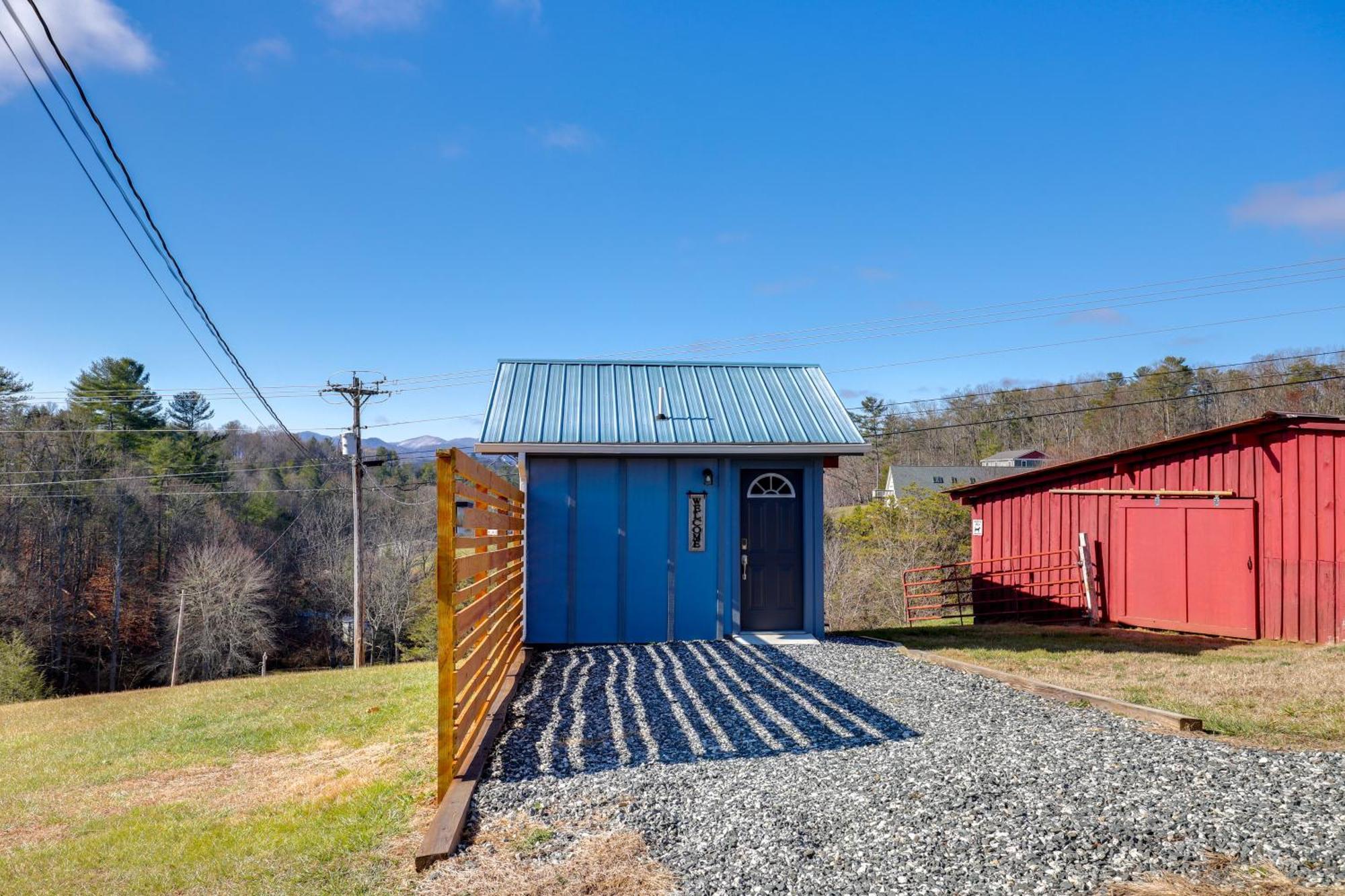 Marshall Studio With Loft, Hot Tub And Views! Bagian luar foto