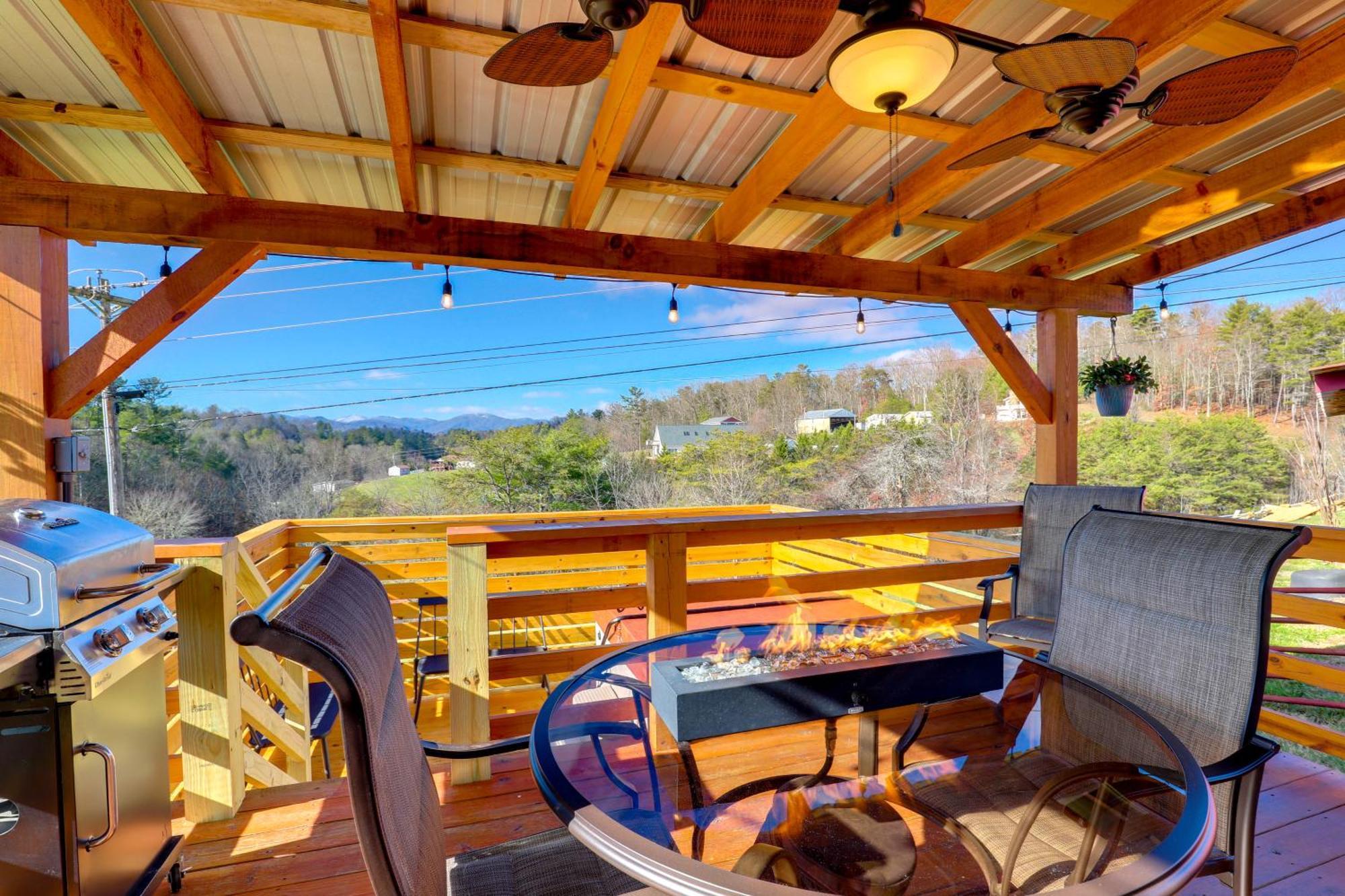 Marshall Studio With Loft, Hot Tub And Views! Bagian luar foto